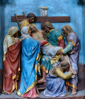 The Stations of the Cross are the only images left unveiled during Passiontide (photo: PawełS/CC BY-SA 4.0)